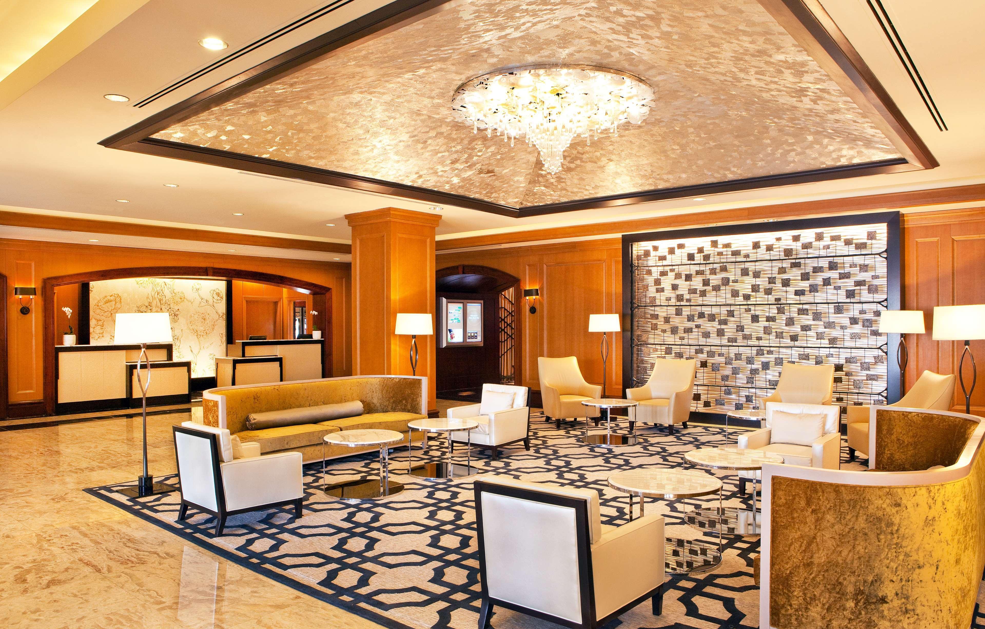 Отель Hilton Шорт-Хиллс Экстерьер фото