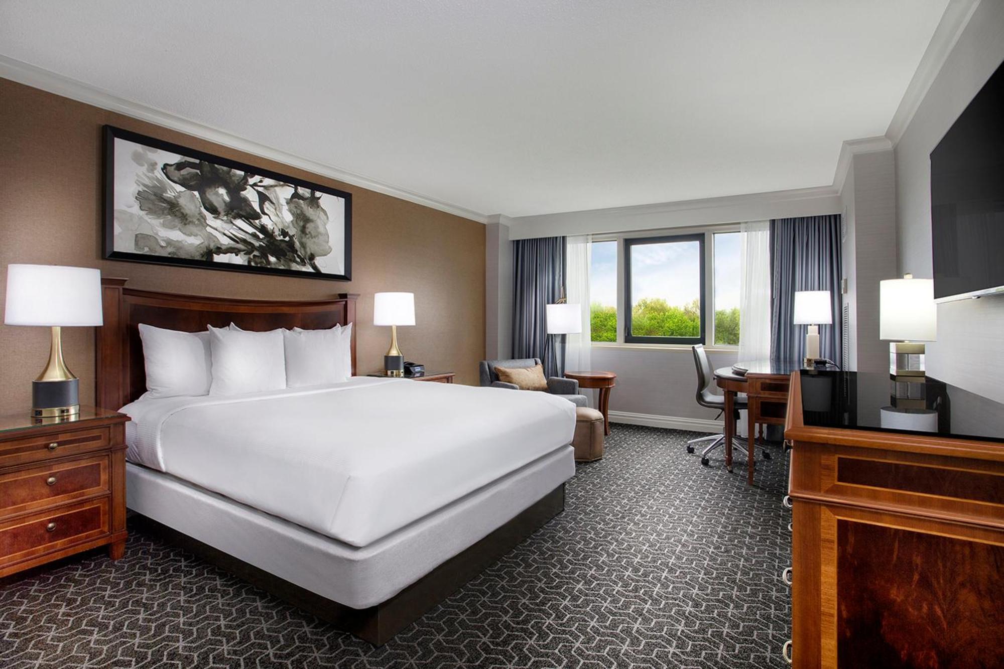 Отель Hilton Шорт-Хиллс Экстерьер фото